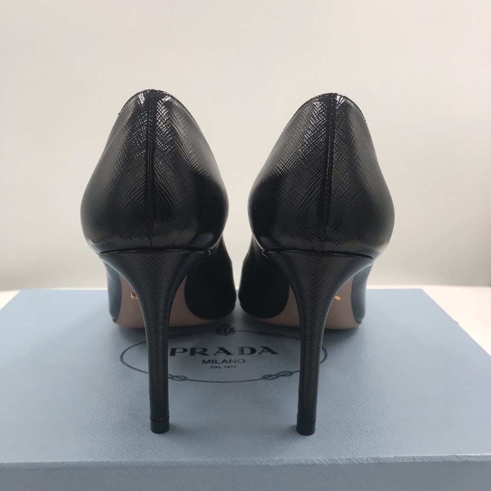 Prada Shoes Prada Heels NWB 1/2 size off 37L 37.5R - Picture 10 of 14
